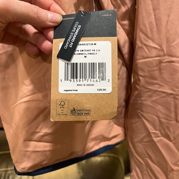 NWT North face blue and pink pullover medium - Picture 4 of 4
